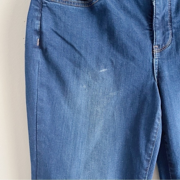 NYDJ Barbara Bootcut Jeans in Cooper Wash, Size 8 - Picture 8 of 15